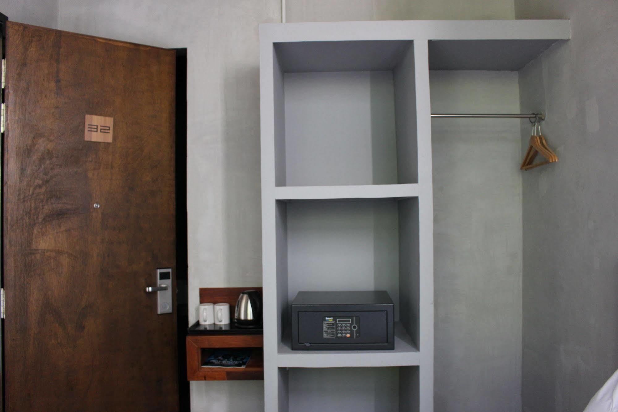 Chaos Boutique Hotel Куала Лумпур Екстериор снимка